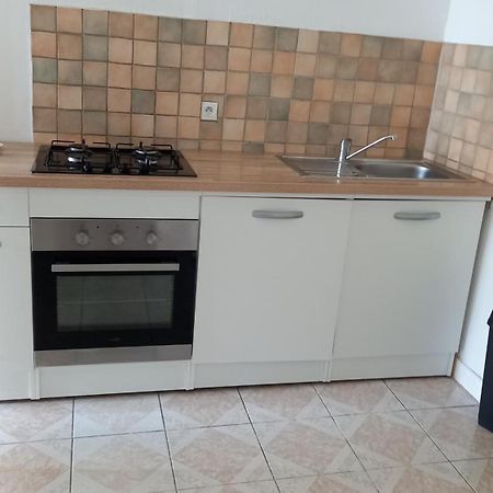 Appartamento F2 Plages Du Debarquement Grandcamp-Maisy Esterno foto